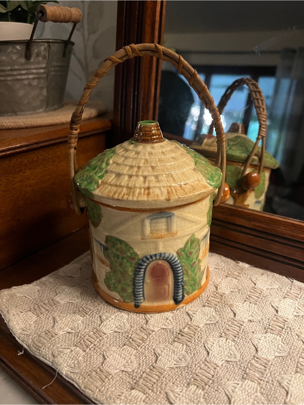 VINTAGE Japanese Majolica Cottage Ware‎ Ceramic Hand Painted Biscuit Jar MCM